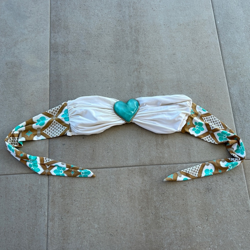 ANK bandeau bikini top